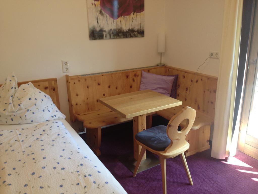 Weisssteinalm Villa Kaprun Room photo